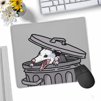 Même Peles Paliktņa Spēlētājs, Spēlēt Galda Opossum Miskastes Kaķi, peles paliktnis Datora Drukāšana PC Galda Anime Paklāju Mens Mat Spēļu Tastatūra